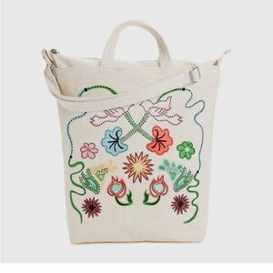 Baggu Zip Duck Bag NWOT - Embroidered Birds